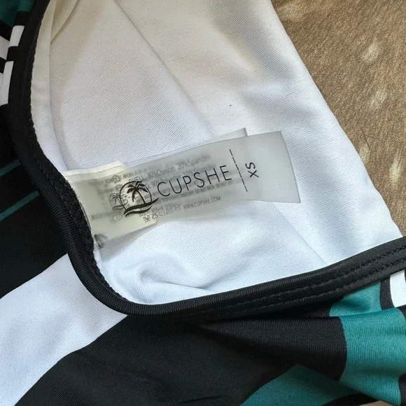 DONATED Cupshe Bikini - Picture 2 of 3